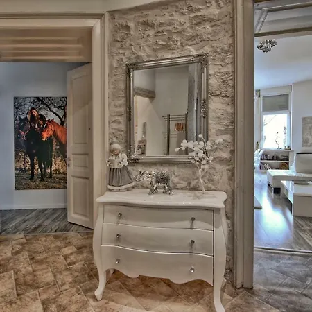 Luxury With Sea View Pula Exterior photo